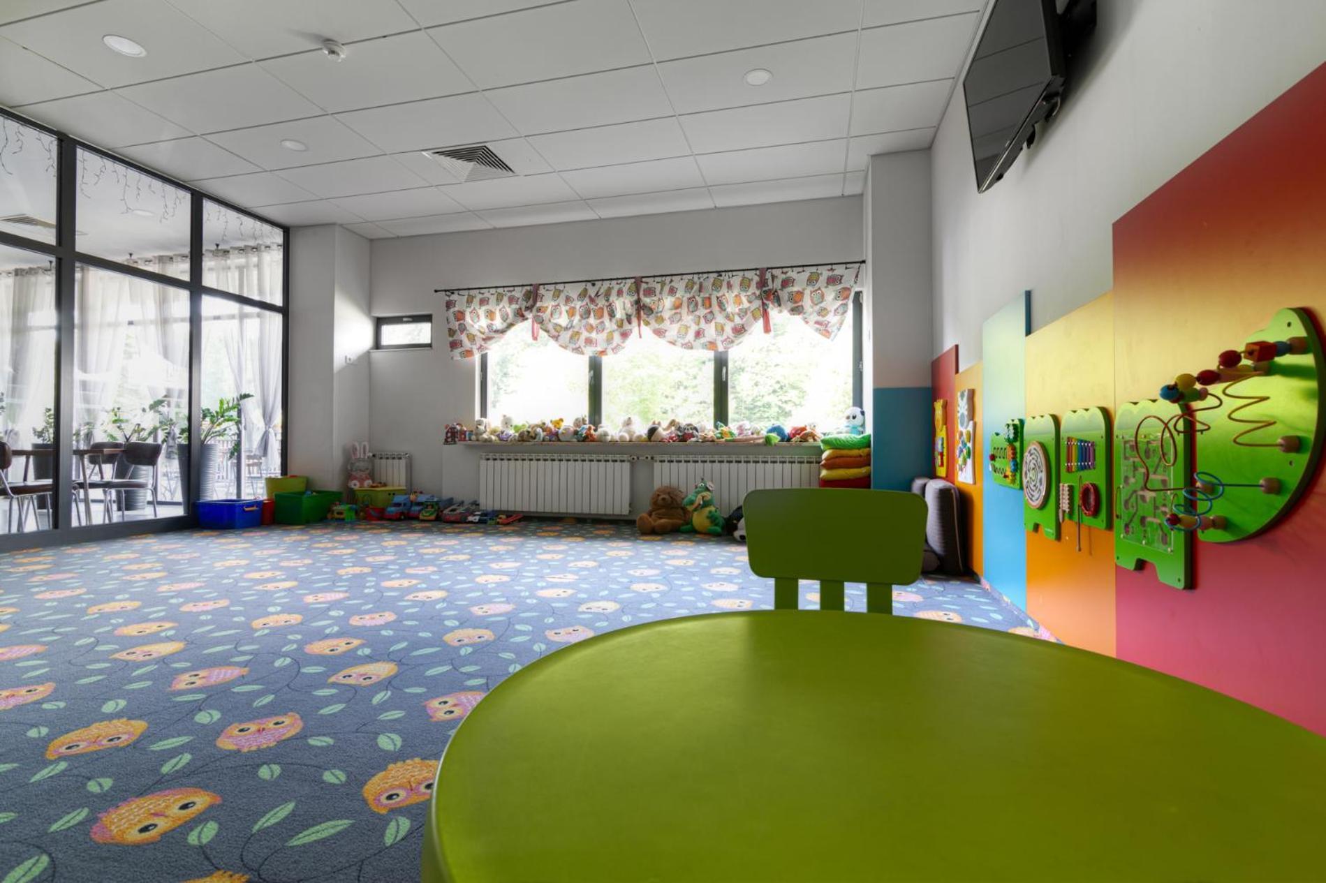 Rezort Centrum Wypoczynku I Rehabilitacji Silesia *